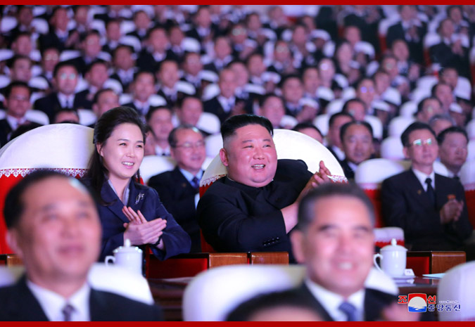 Dear Comrade Kim Jong-un watched the Gwangmyeong Seongjeol Memorial Performance - Image