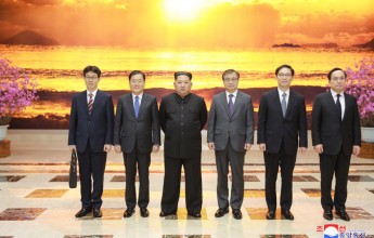 Kim Jong Un Hosts Dinner for Special Envoy Delegation of S. Korean President - Image